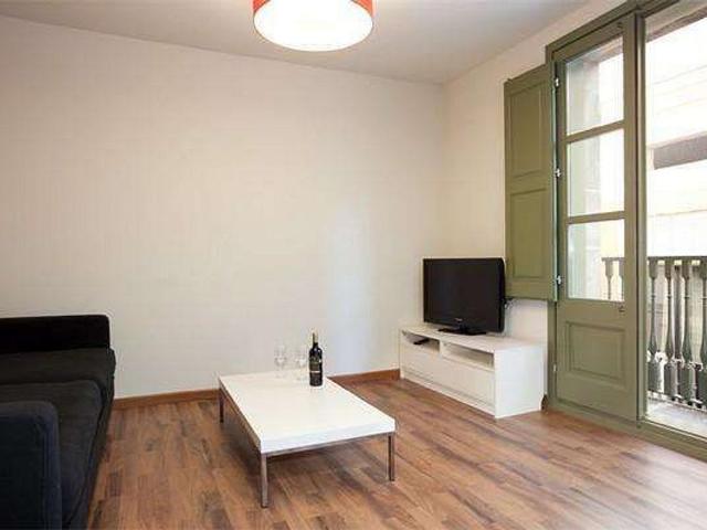 Piso en alquiler en Barcelona, de 46 m² 1 habitación por 1.014