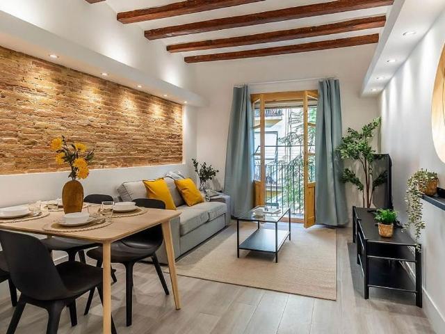 Piso en alquiler en Barcelona, de 48 m² 2 habitaciones por 868