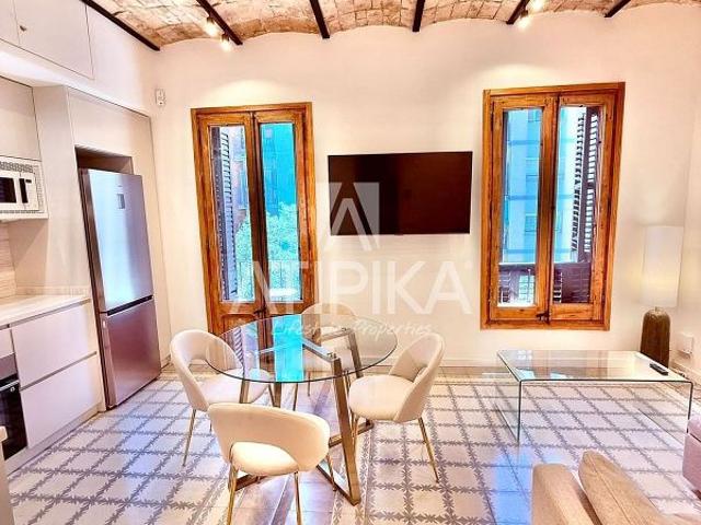 Piso en alquiler en Barcelona, de 50 m² 2 habitaciones por 2.300