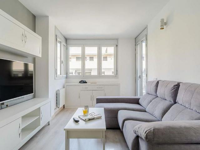 Piso en alquiler en Barcelona, de 54 m² 1 habitación por 860