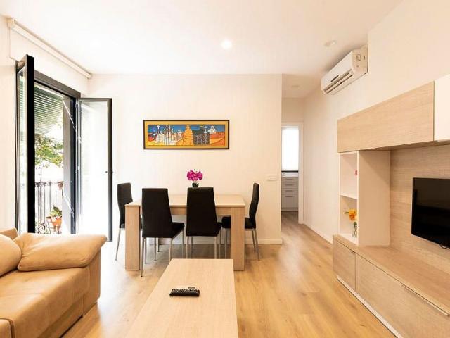 Piso en alquiler en Barcelona, de 55 m² 2 habitaciones por 1.134