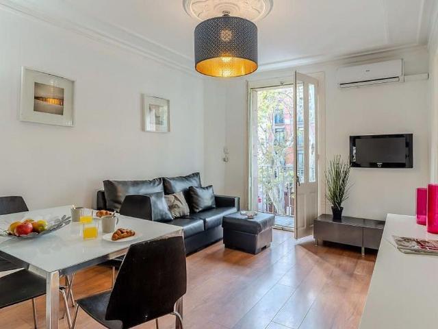 Piso en alquiler en Barcelona, de 63 m² 3 habitaciones por 1.590