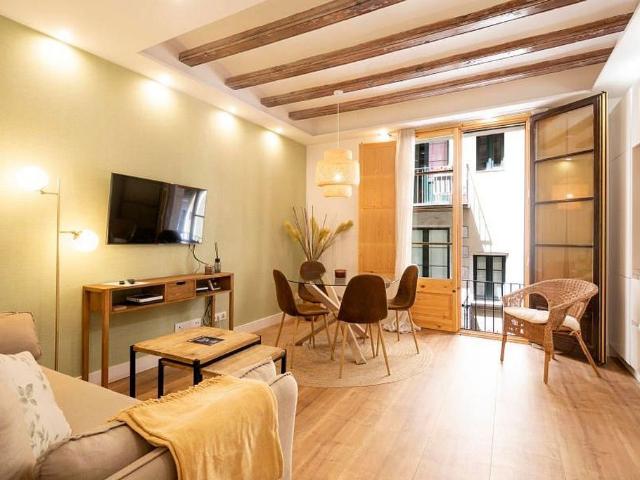 Piso en alquiler en Barcelona, de 65 m² 1 habitación por 1.228