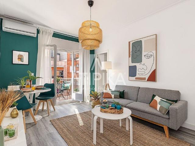 Piso en alquiler en Barcelona, de 58 m² 2 habitaciones por 2.150