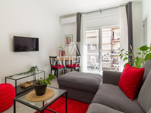Piso en alquiler en Barcelona, de 60 m² 2 habitaciones por 2.150