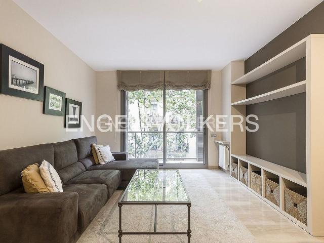 Piso en alquiler en Barcelona, de 76 m² 2 habitaciones por 1.600