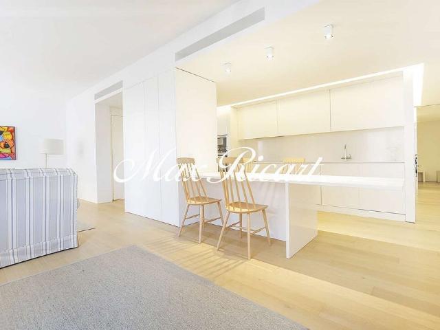 Piso en alquiler en Barcelona, de 80 m² 1 habitación por 1.928
