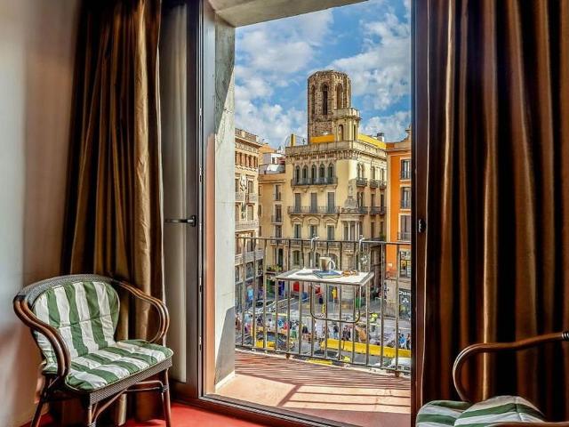 Piso en alquiler en Barcelona, de 80 m² 1 habitación por 1.198