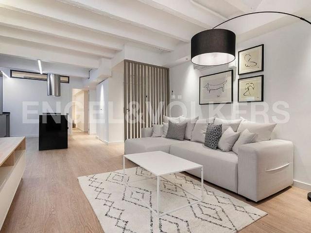 Piso en alquiler en Barcelona, de 80 m² 2 habitaciones por 2.300
