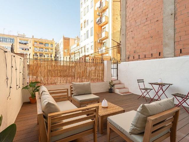 Piso en alquiler en Barcelona, de 99 m² 3 habitaciones por 3.000