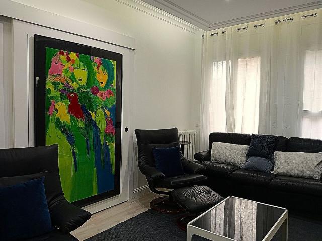 Piso en alquiler en Barcelona, de 105 m² 2 habitaciones por 3.000