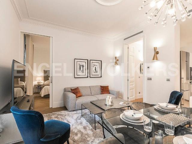 Piso en alquiler en Barcelona, de 105 m² 2 habitaciones por 2.600