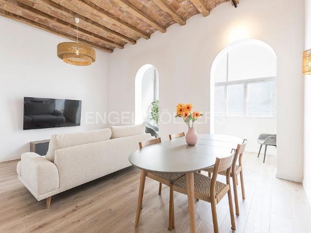 Piso en alquiler en Barcelona, de 109 m² 3 habitaciones por 2.800