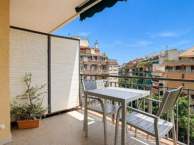 Piso en alquiler en Barcelona, de 120 m² 4 habitaciones por 1.650