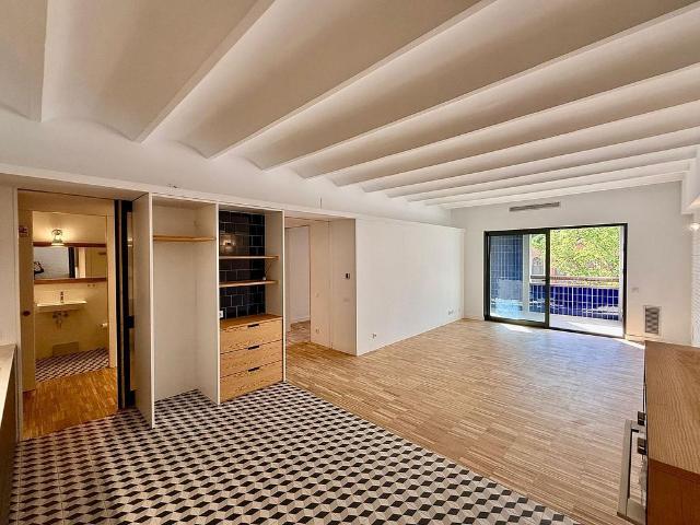 Piso en alquiler en Barcelona, de 122 m² 2 habitaciones por 3.600