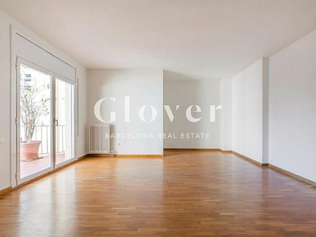Piso en alquiler en Barcelona, de 125 m² 5 habitaciones por 2.950