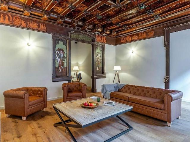 Piso en alquiler en Barcelona, de 137 m² 2 habitaciones por 2.300
