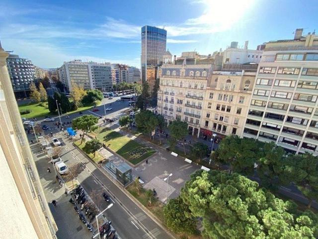 Piso en alquiler en avenida De Pau Casals, Barcelona, de 170 m² 3 habitaciones por 3.274