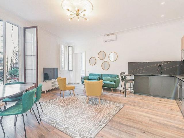 Piso en alquiler en Barcelona, de 199 m² 4 habitaciones por 3.100