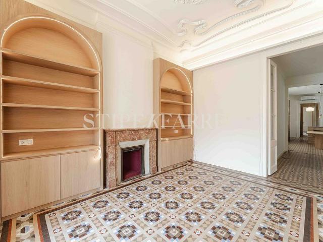 Piso en alquiler en Barcelona, de 200 m² 4 habitaciones por 8.250