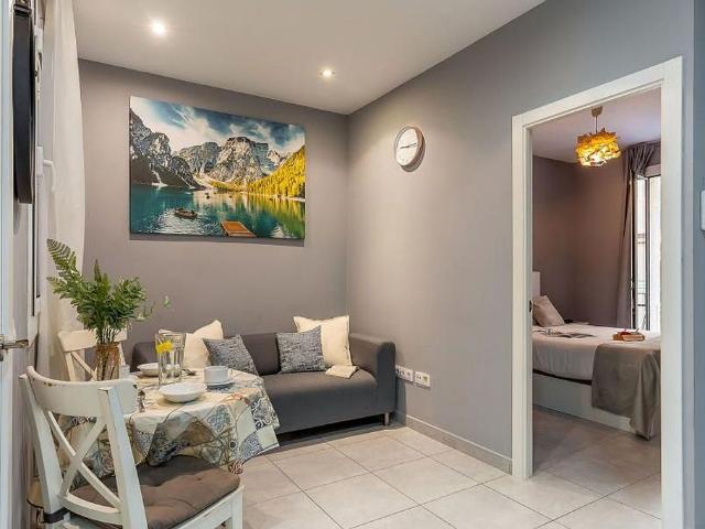 Piso en alquiler en Barcelona, de 27 m² 1 habitación por 690