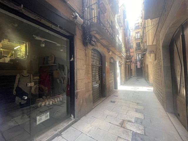 Piso en alquiler en Barcelona, de 27 m² 1 habitación por 700