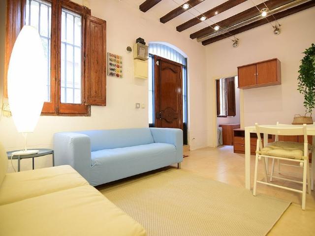 Piso en alquiler en Barcelona, de 28 m² 1 habitación por 875