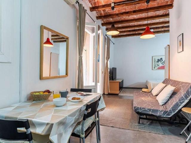 Piso en alquiler en Barcelona, de 32 m² 1 habitación por 780
