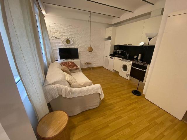 Piso en alquiler en Barcelona, de 38 m² 1 habitación por 865