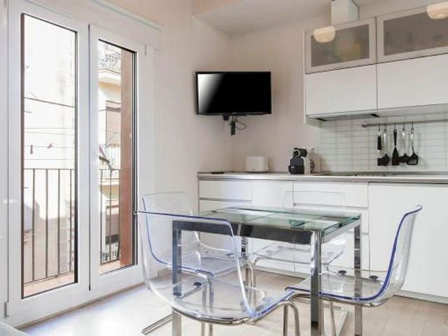 Piso en alquiler en Barcelona, de 38 m² 2 habitaciones por 835