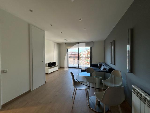 Piso en alquiler en Barcelona Les Corts PISO REFORMADO TOTALMENTE EQUIPADO EN LES CORTS