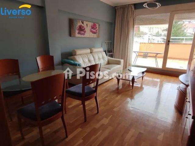 Piso en alquiler en Barrio Cortes