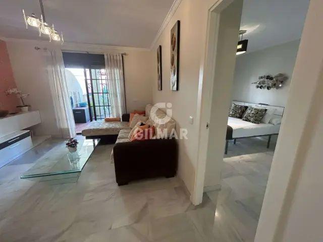 Piso en alquiler en Benalmádena Costa