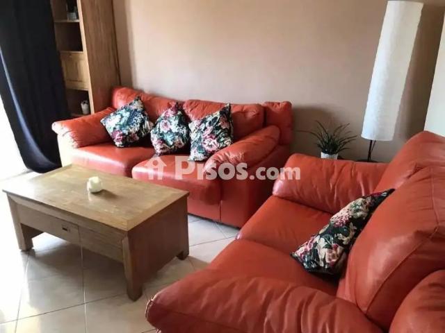 Piso en alquiler en Benalmádena