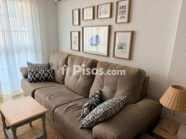Piso en alquiler en Benalmádena