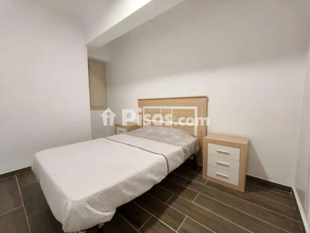 Piso en alquiler en Benalua