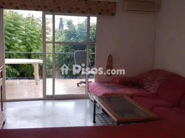 Piso en alquiler en Calaburras El Chaparral