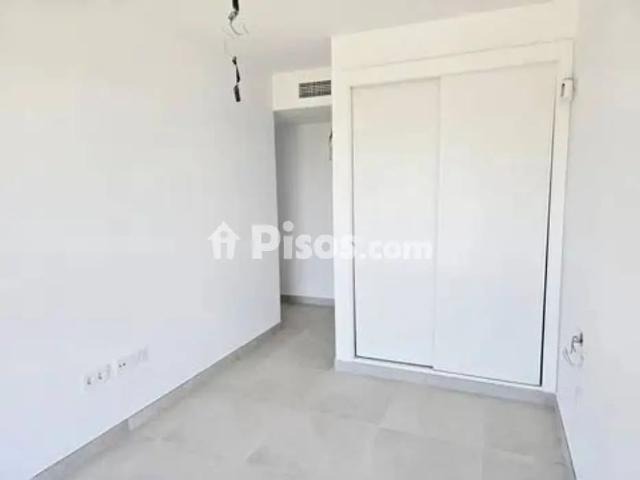Piso en alquiler en Calaburras El Chaparral