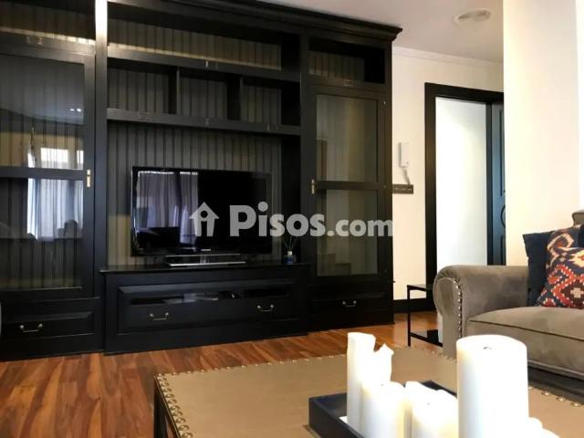 Piso en alquiler en Calle Maestro Albeniz