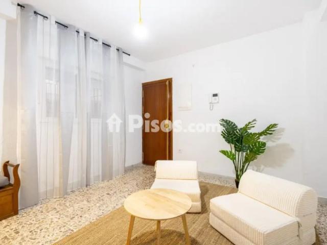 Piso en alquiler en Calle Maldonado Entrena, 4