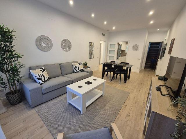 Piso en alquiler en calle Mayor, Castelldefels, de 70 m² 2 habitaciones por 1.350