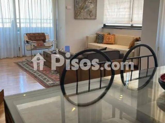 Piso en alquiler en Calle Orense, cerca de Calle de Hernani