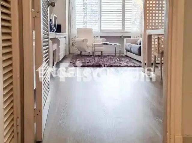 Piso en alquiler en Calle Orense, cerca de Calle de Julián Besteiro