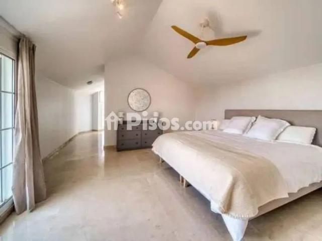 Piso en alquiler en Calle Av Puerto Sotogrande Ps, 16