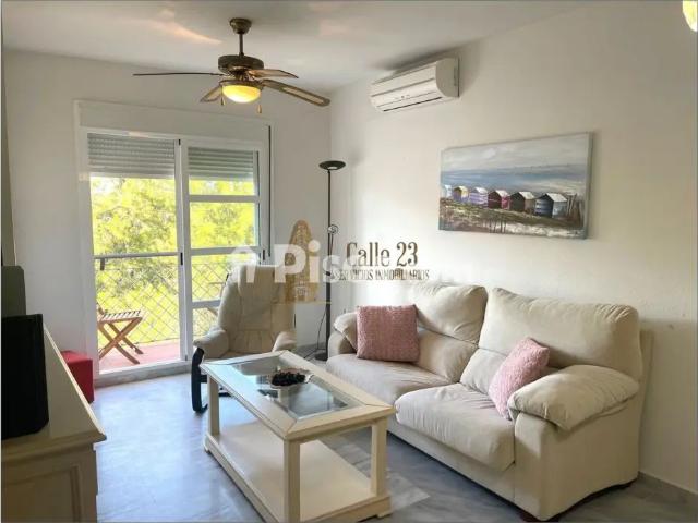 Piso en alquiler en Calle Azorín