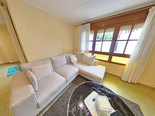 Piso en alquiler en calle Acacies, Lloret de Mar, de 115 m² 3 habitaciones por 3.600