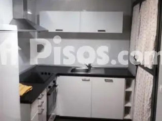 Piso en alquiler en Calle Águila Perdicera