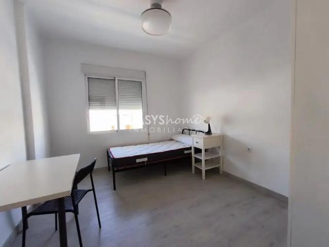 Piso en alquiler en Calle Alfonso X ´El Sabio´