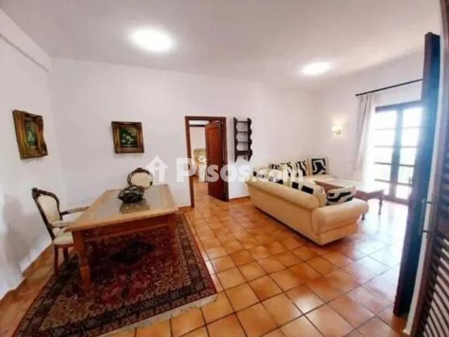 Piso en alquiler en Calle Alhamar