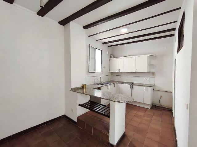 Piso en alquiler en calle Ample, Barcelona, de 160 m² 4 habitaciones por 1.900